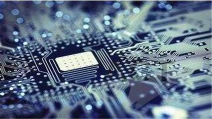 技術(shù)自主之路 從光刻機(jī)封鎖到光電科技突破的啟示